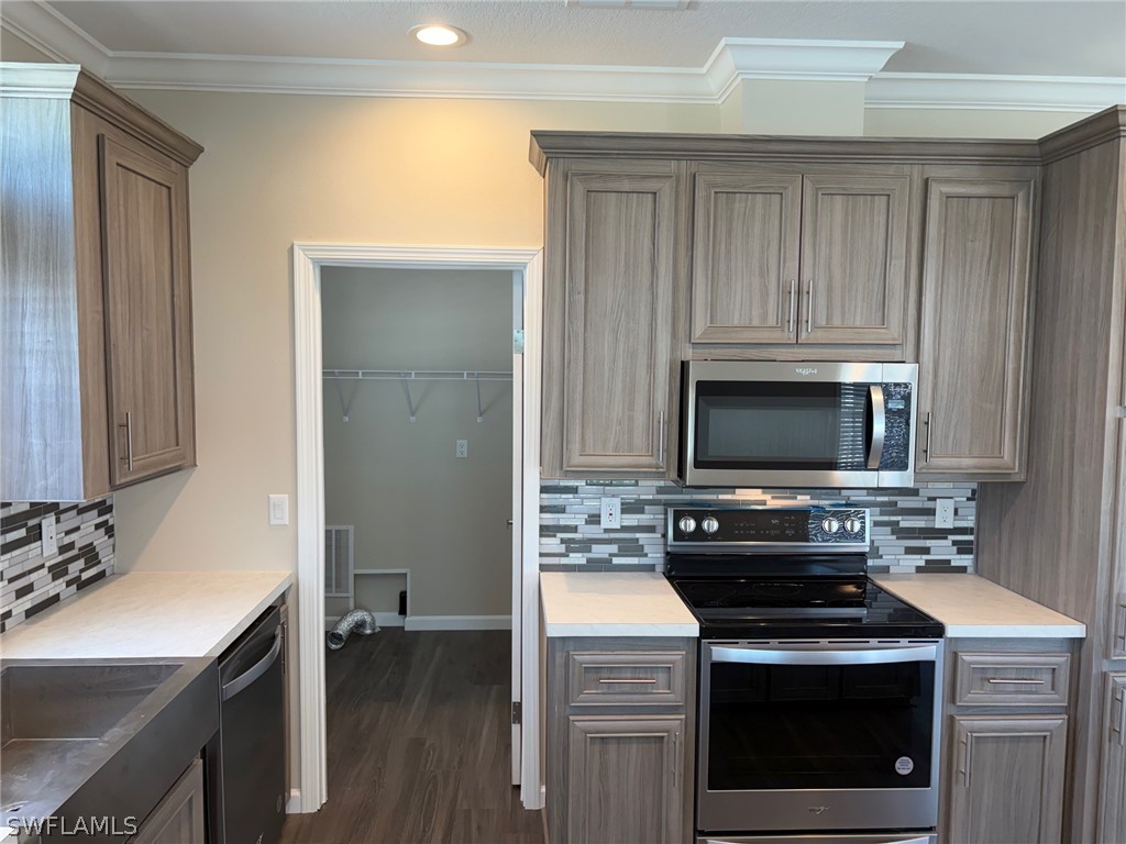 17610 Peppard Drive Fort Myers Beach FL 33931 226008896 image10