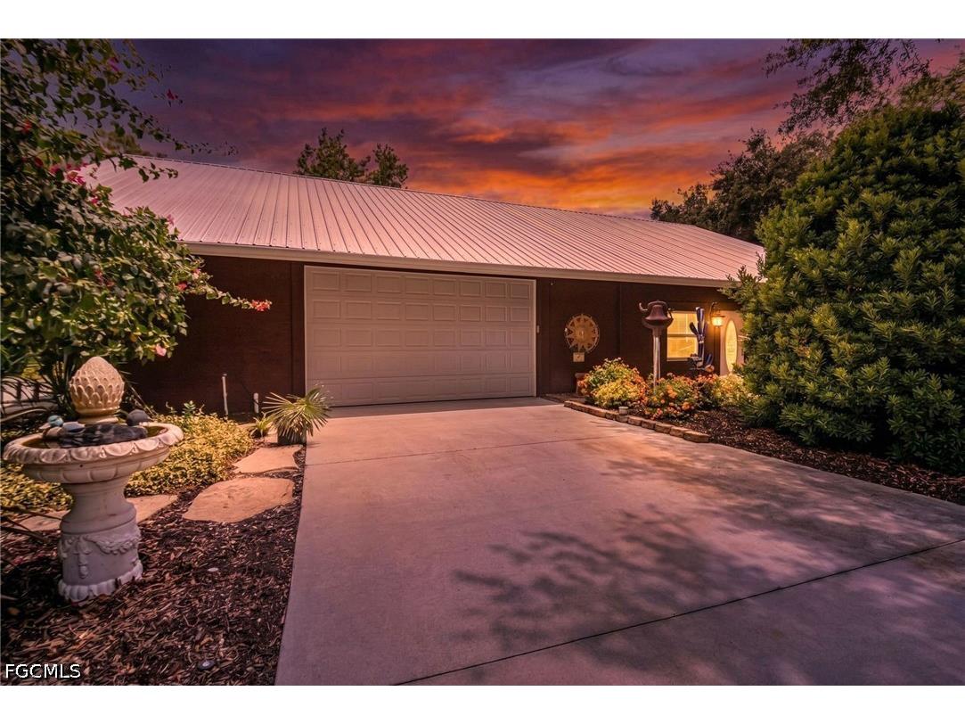 17611 Old Bayshore Road North Fort Myers FL 33917 2026022146 image1
