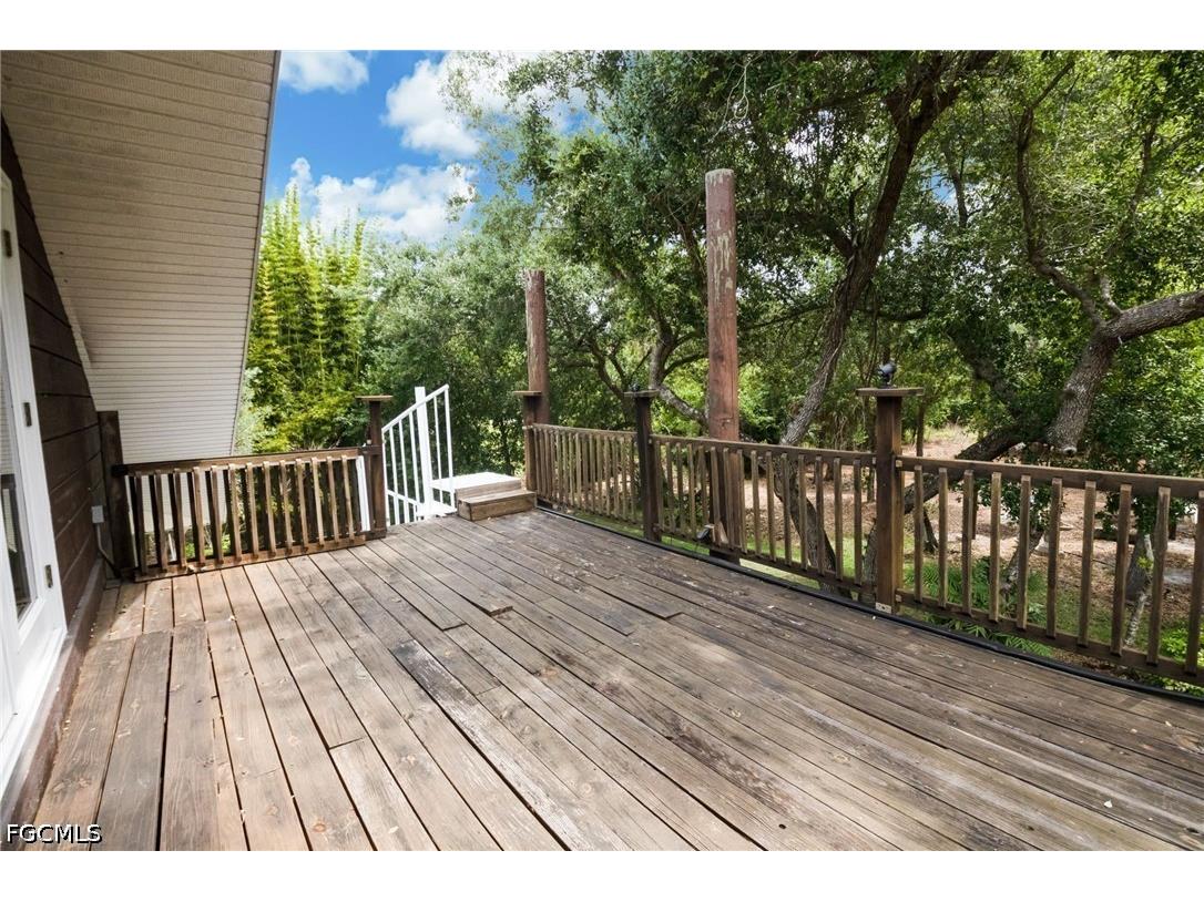17611 Old Bayshore Road North Fort Myers FL 33917 2026022146 image32