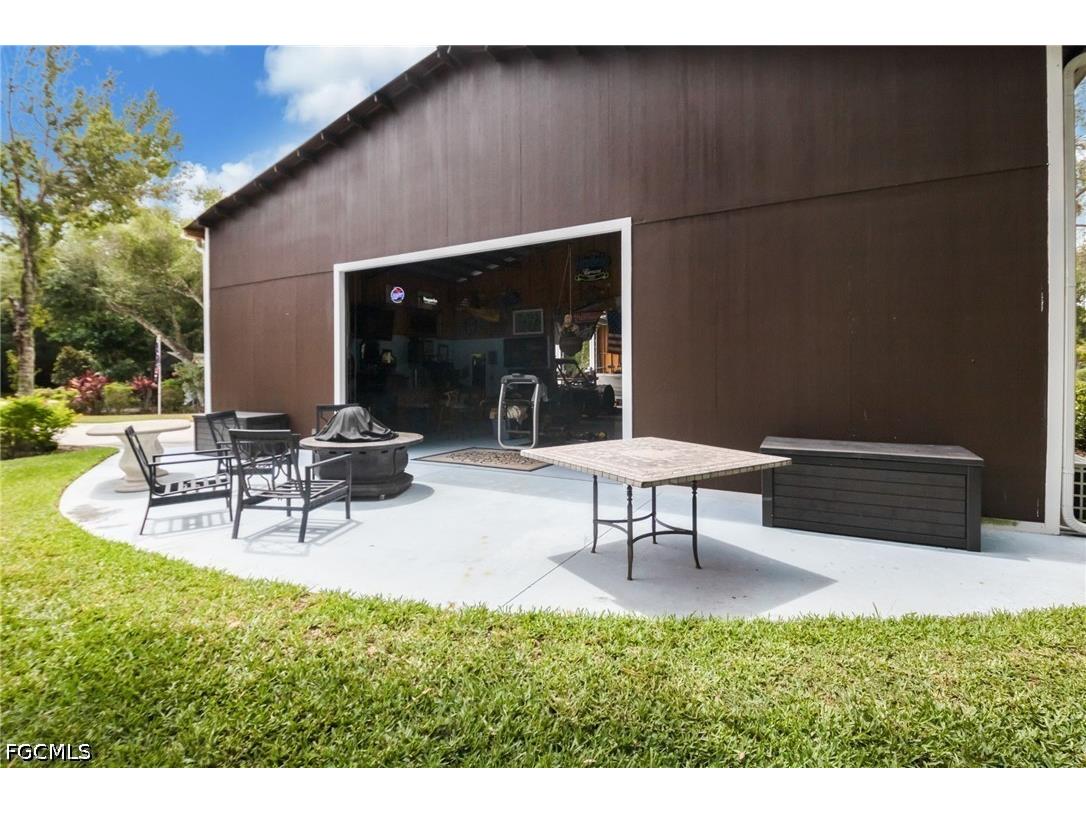 17611 Old Bayshore Road North Fort Myers FL 33917 2026022146 image36