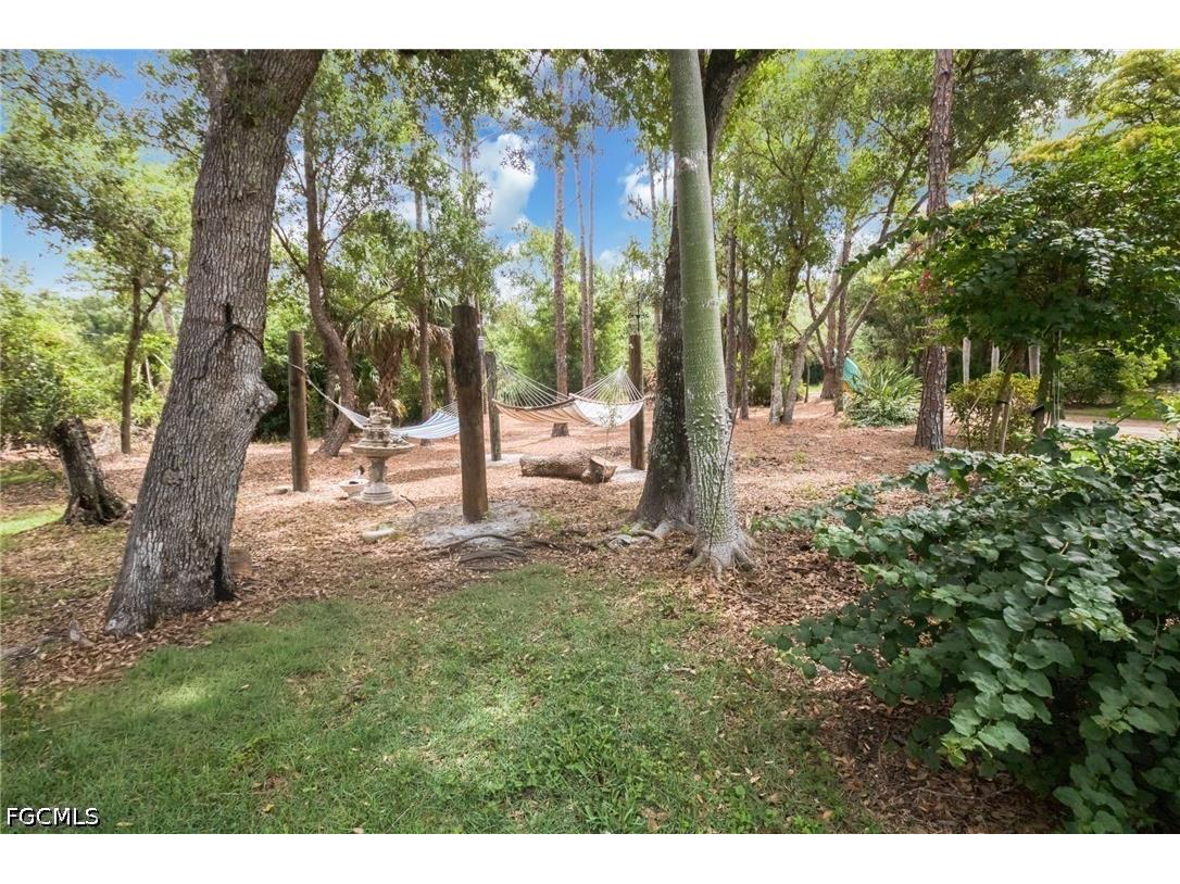 17611 Old Bayshore Road North Fort Myers FL 33917 2026022146 image43