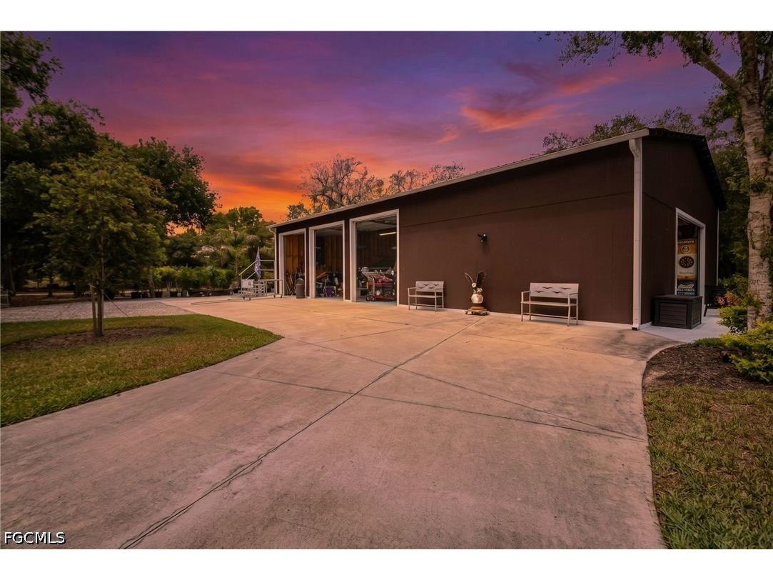 17611 Old Bayshore Road North Fort Myers FL 33917 2026022146 image5