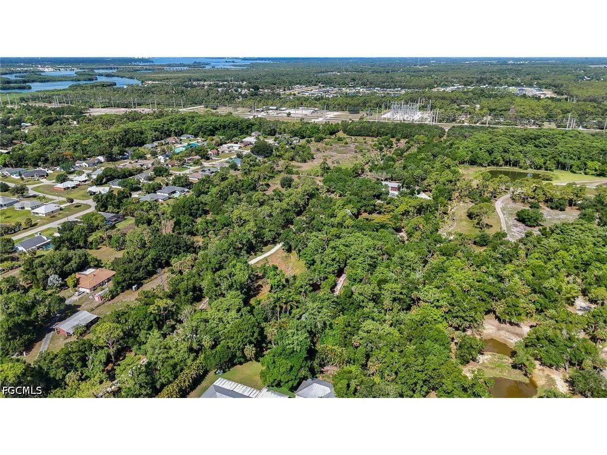 17611 Old Bayshore Road North Fort Myers FL 33917 2026022146 image7