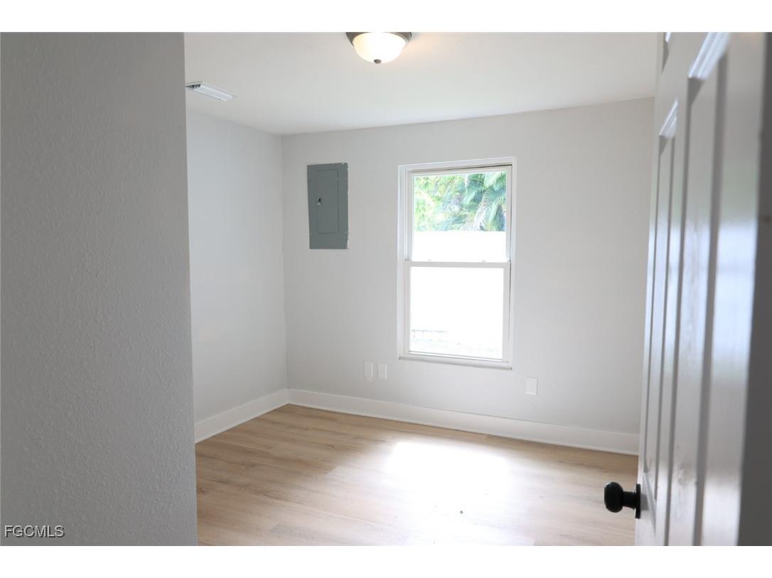 1762 Woodward Avenue North Fort Myers FL 33903 2025018272 image13