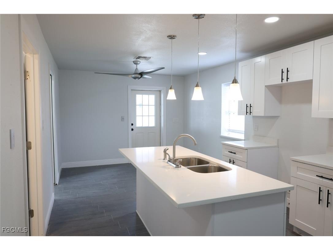 1762 Woodward Avenue North Fort Myers FL 33903 2025018272 image17