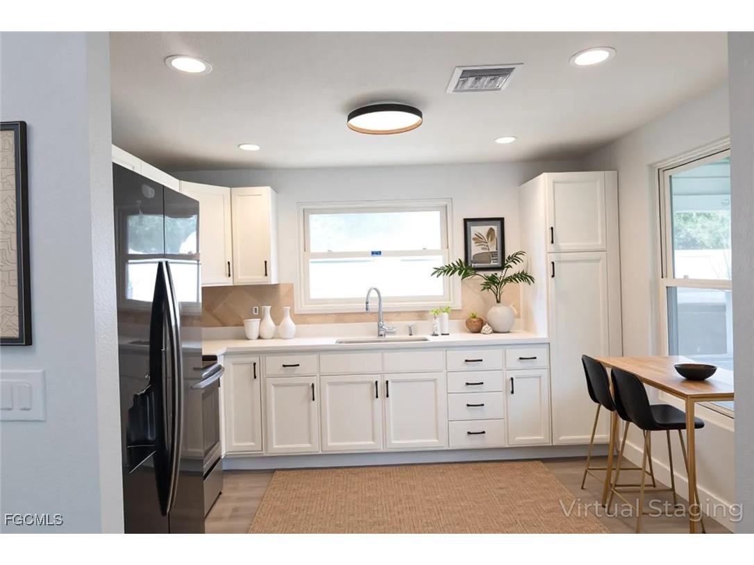 1762 Woodward Avenue North Fort Myers FL 33903 2025018272 image9