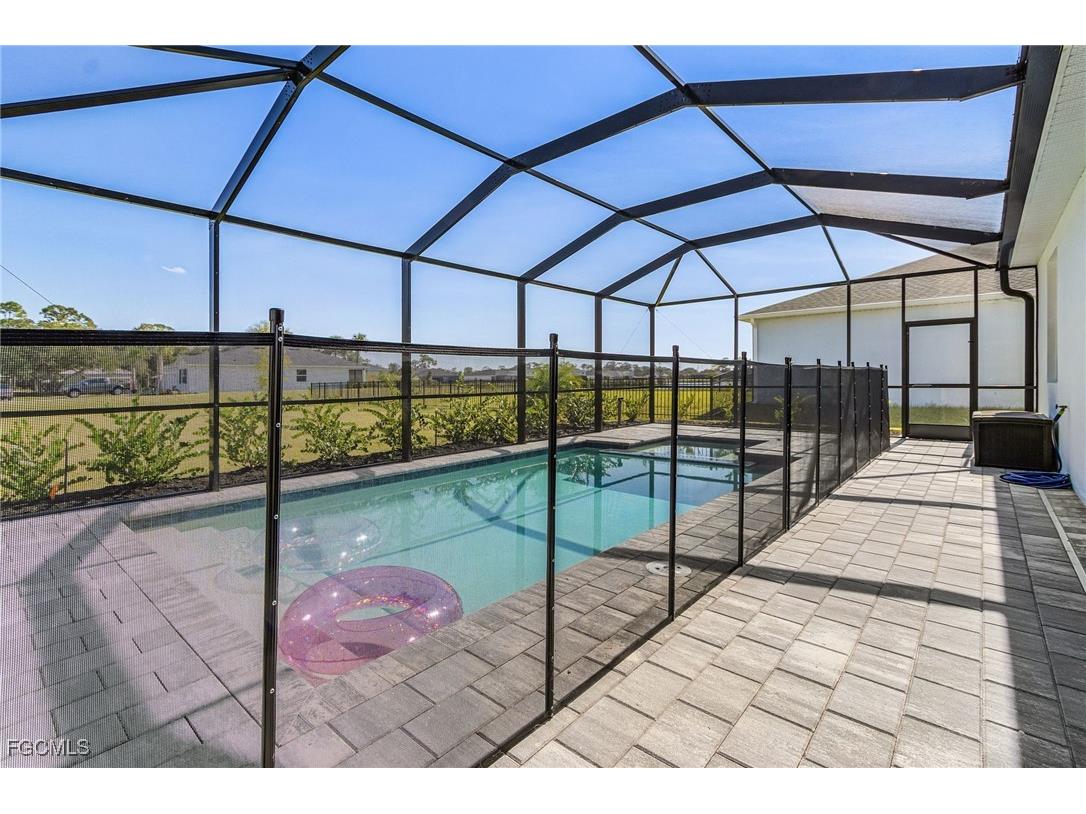 17624 Saddleback Loop North Fort Myers FL 33917 2025022079 image21