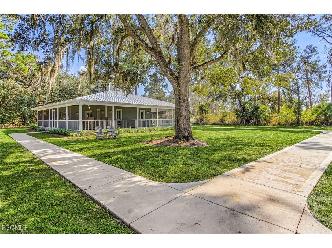 17624 Saddleback Loop North Fort Myers FL 33917 2025022079 image27