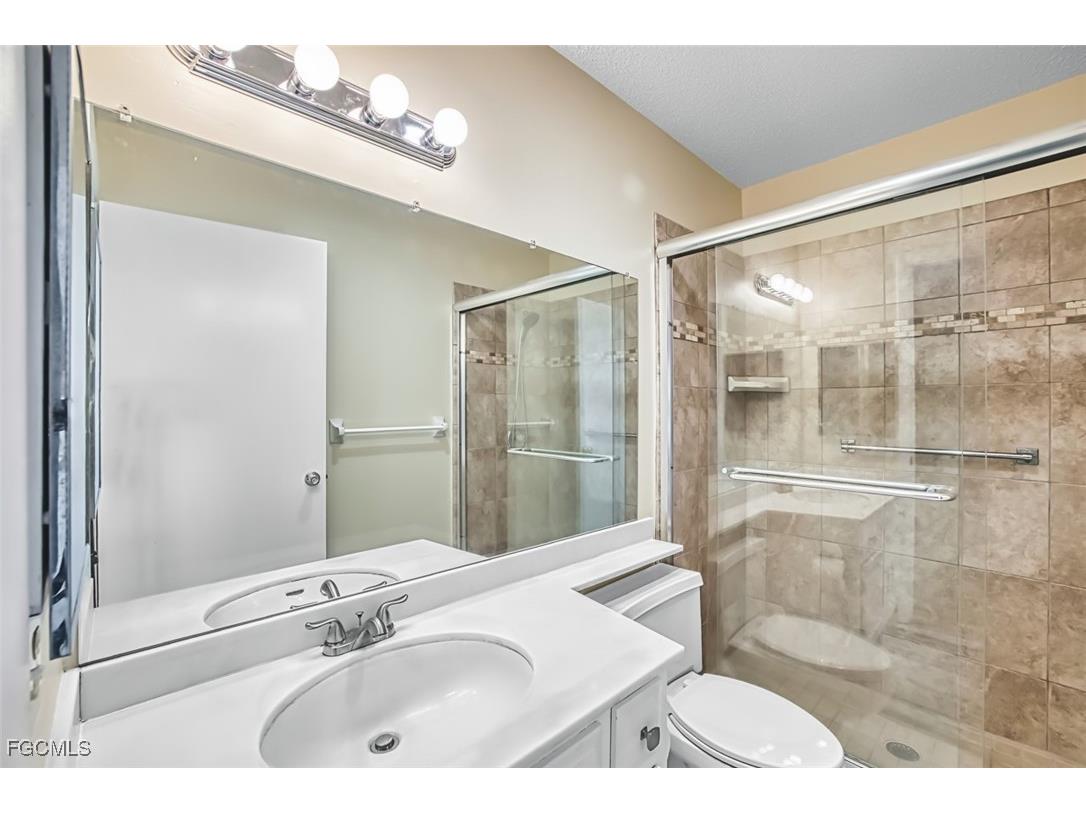 1763 Augusta Drive Fort Myers FL 33907 2026000625 image23