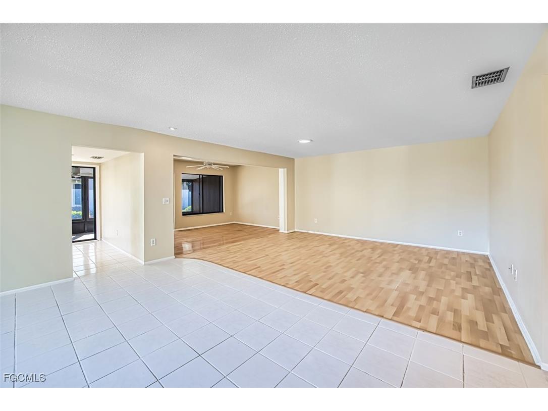 1763 Augusta Drive Fort Myers FL 33907 2026000625 image8