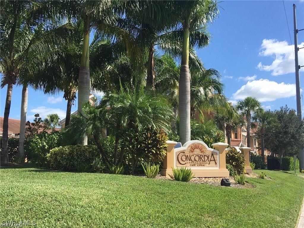 1763 Concordia Lake Circle #3303 Cape Coral FL 33909 224011351 image1