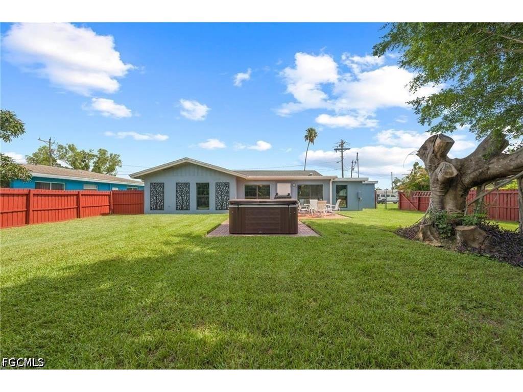 1763 Inlet Drive North Fort Myers FL 33903 2026021451 image6