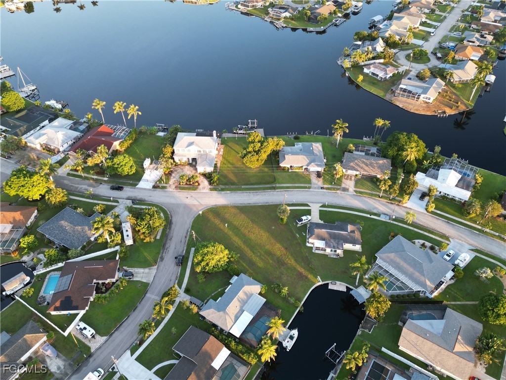 1763 Lakeview Boulevard North Fort Myers FL 33903 2025016673 image8