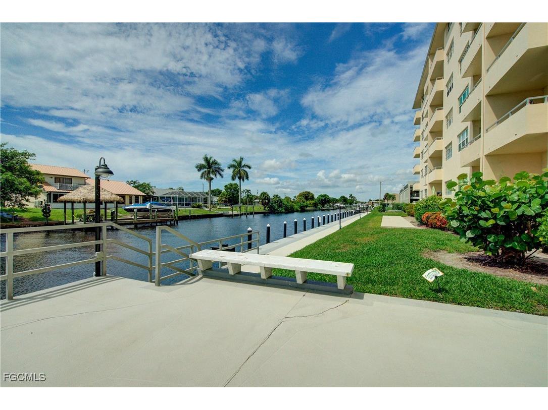1766 Cape Coral Parkway E #407 Cape Coral FL 33904 2025012944 image1