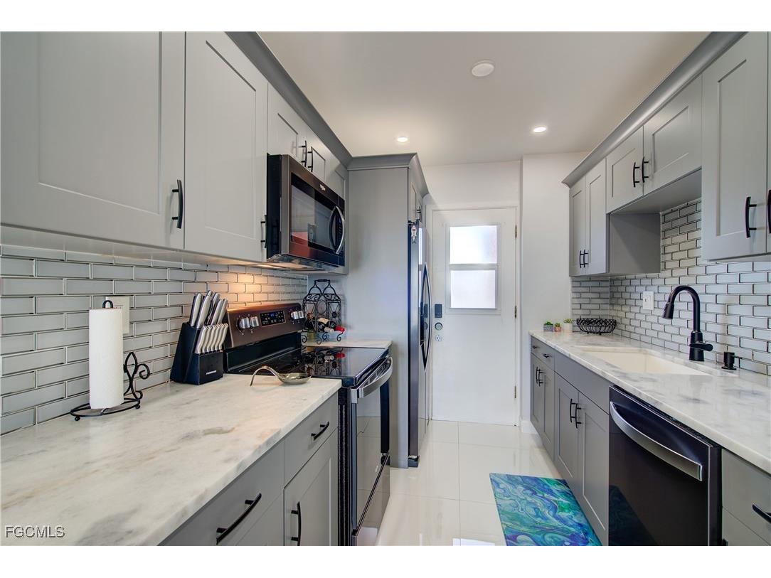 1766 Cape Coral Parkway E #407 Cape Coral FL 33904 2025012944 image9