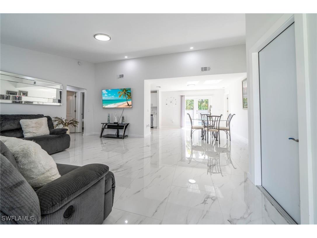 17668 Taylor Drive Fort Myers FL 33908 225074606 image1