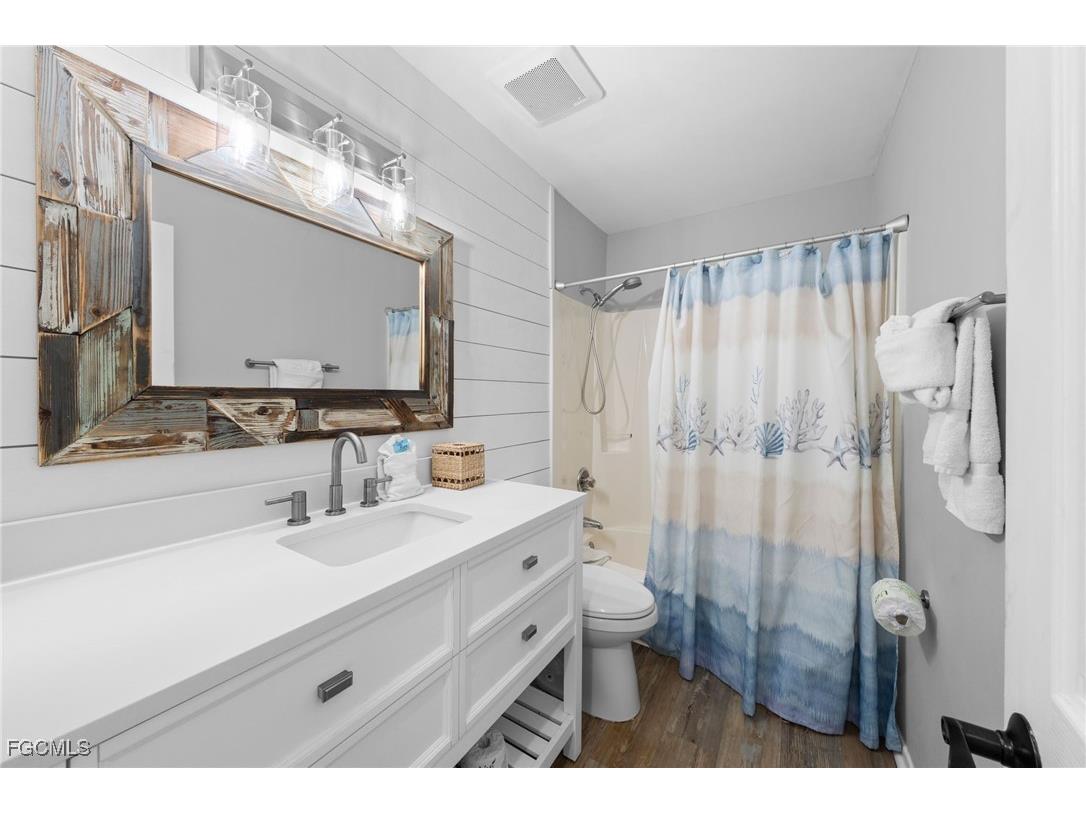 17670 Front Beach Road #J7 Panama City Beach FL 32413 2025016615 image10