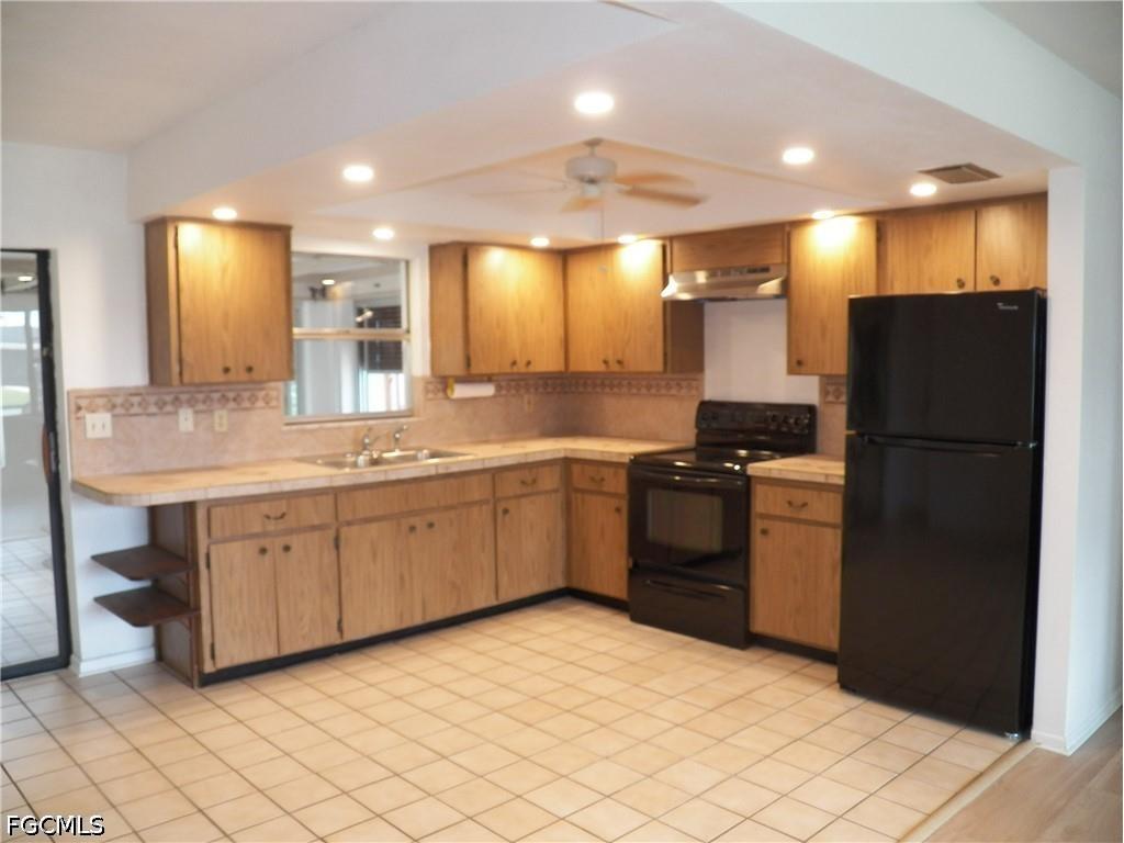 1768 Coral Point Drive Cape Coral FL 33990 2026021796 image8