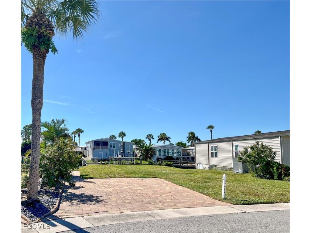17680 Bryan Court Fort Myers Beach FL 33931 2025014944 image3