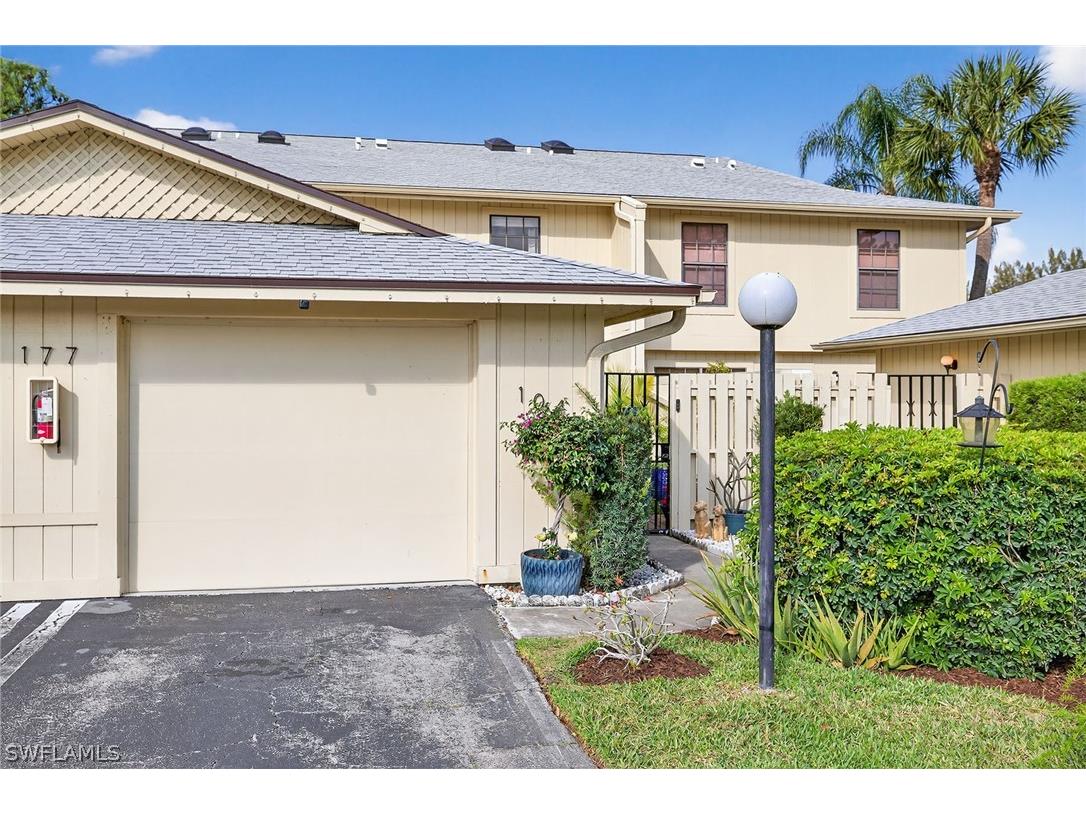177 Forest Lakes Boulevard #104 Naples FL 34105 226010020 image3
