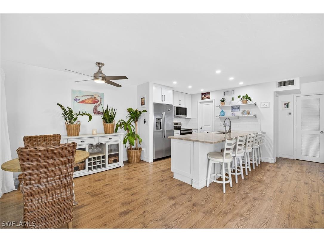 177 Forest Lakes Boulevard #104 Naples FL 34105 226010020 image9