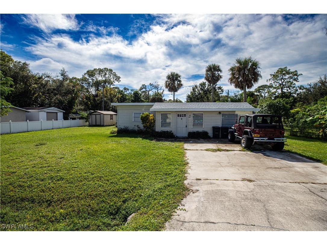 177 Marillo Street North Fort Myers FL 33903 223084807 image1