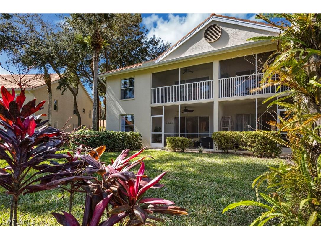 177 Robin Hood Circle #3-104 Naples FL 34104 226006395 image1
