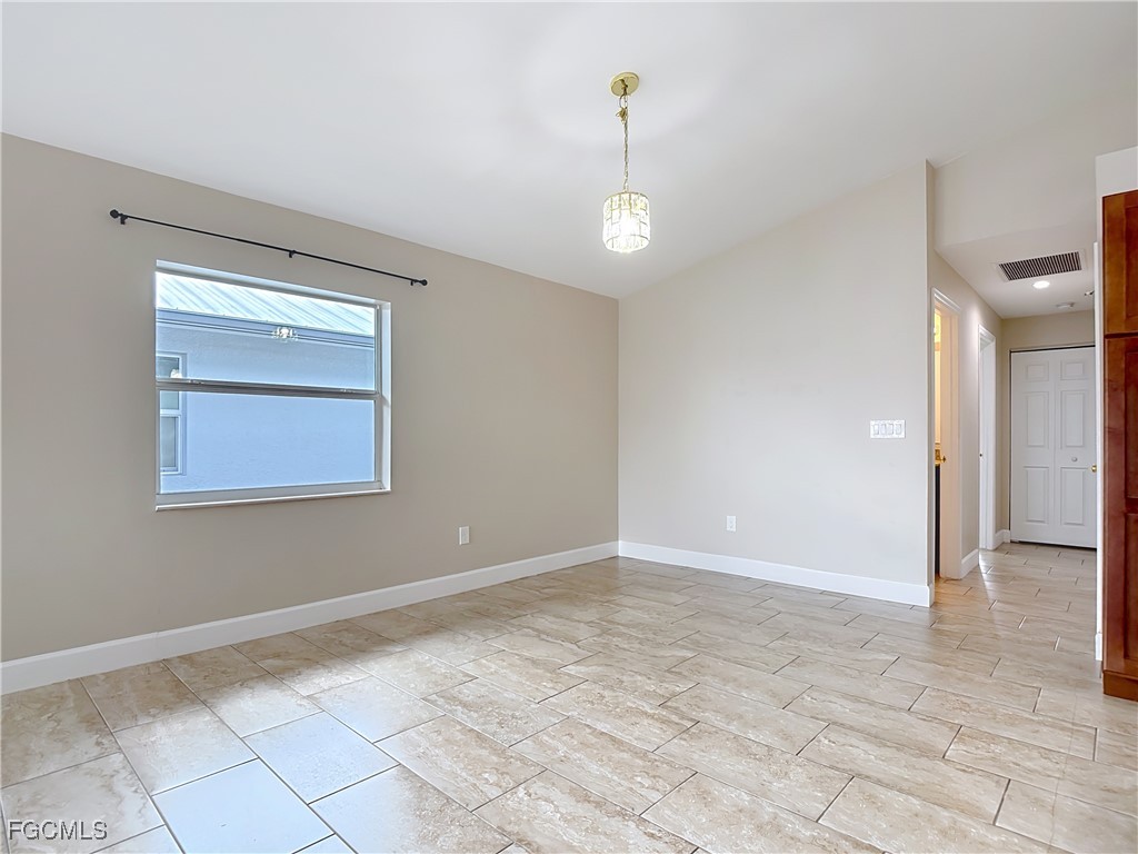 177 Village Circle #31 Labelle FL 33935 2025012193 image12