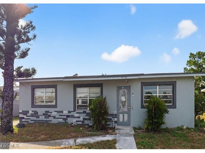 1770 N Markley Court Fort Myers FL 33916 2025021100 image1
