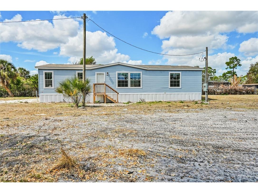 1770 Tucker Lane North Fort Myers FL 33917 2026011269 image2
