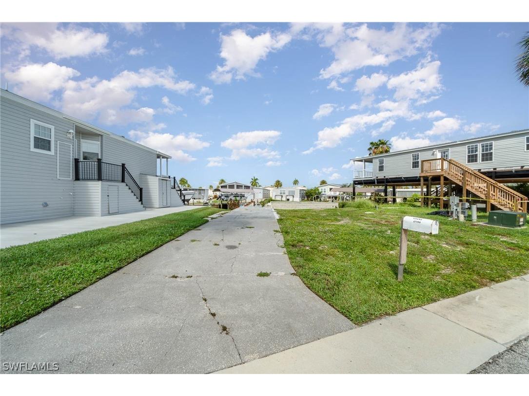 17700 Stevens Boulevard Fort Myers Beach FL 33931 224052698 image1