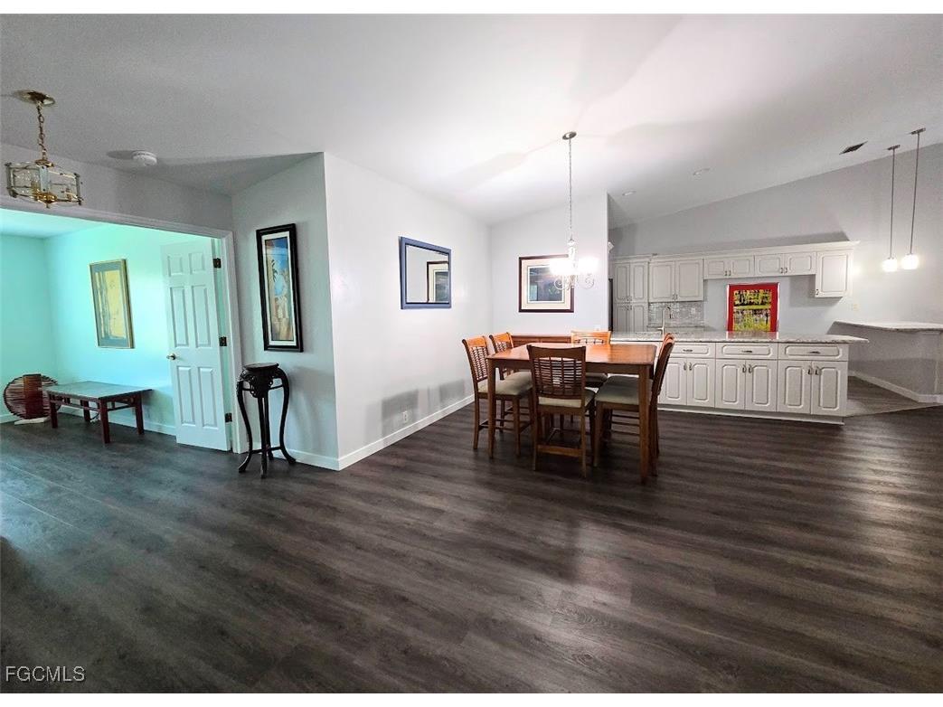 17703 Heron Lane Fort Myers FL 33908 2025012976 image8