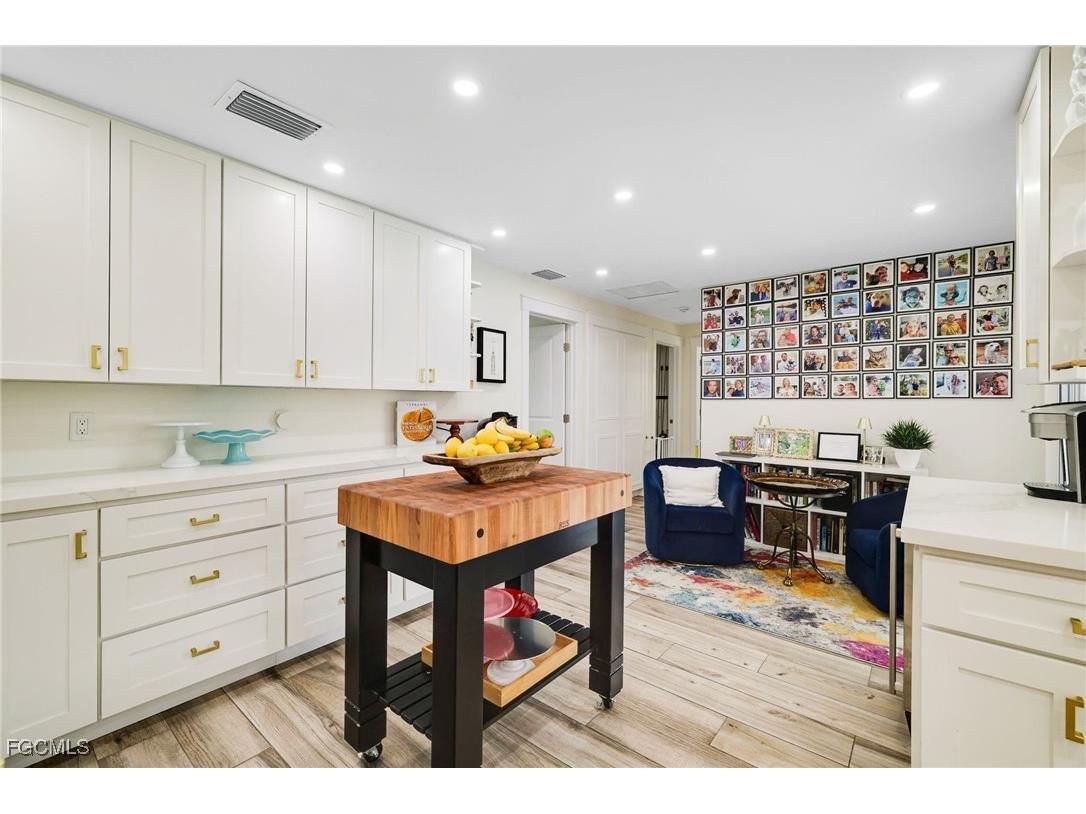 1771 Coral Way North Fort Myers FL 33917 2025007290 image16