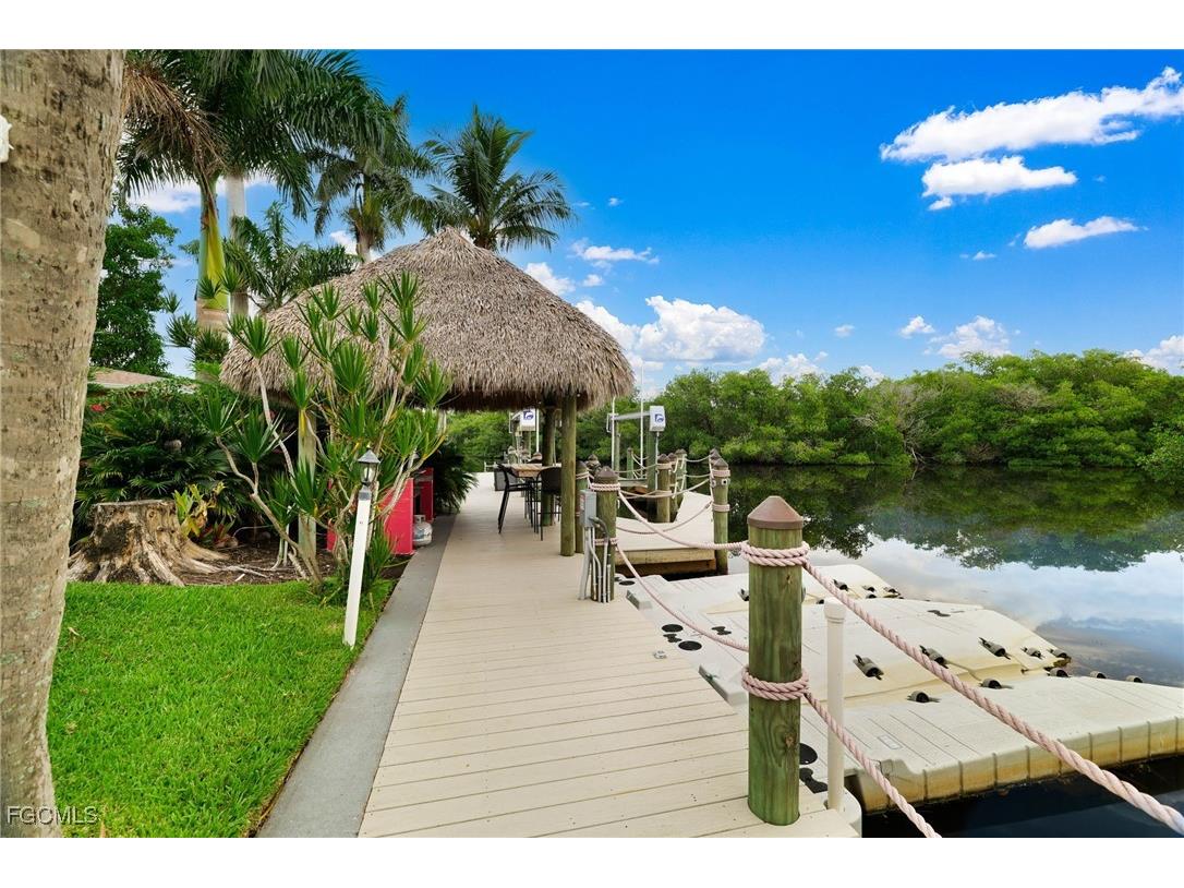1771 Coral Way North Fort Myers FL 33917 2025007290 image38