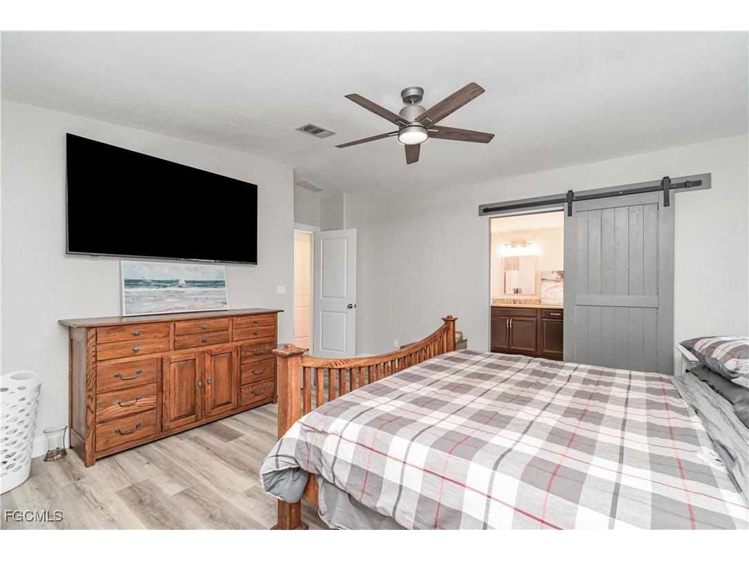 17711 Canal Cove Court Fort Myers Beach FL 33931 2025017050 image13