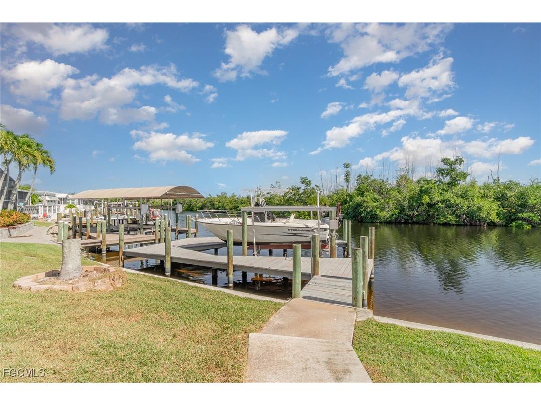 17711 Canal Cove Court Fort Myers Beach FL 33931 2025017050 image24