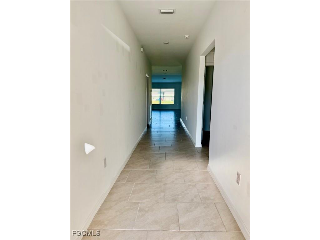 17712 Paradiso Way North Fort Myers FL 33917 2025017304 image2