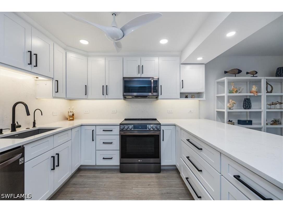 1772 Bald Eagle Drive #504A Naples FL 34105 226013901 image1