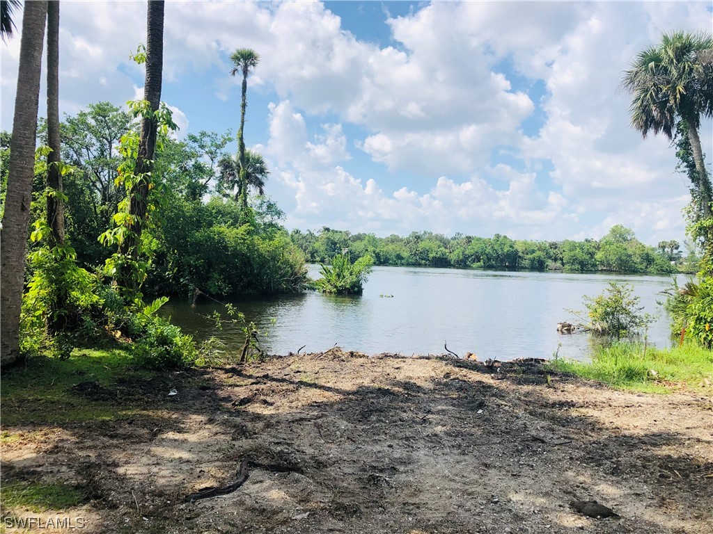 17720 Caloosa Road Alva FL 33920 223046889 image1