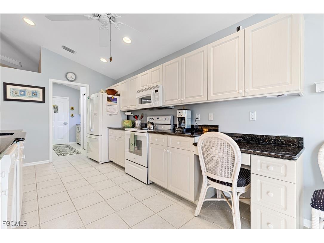 17720 Pineapple Palm Court North Fort Myers FL 33917 2025017533 image12