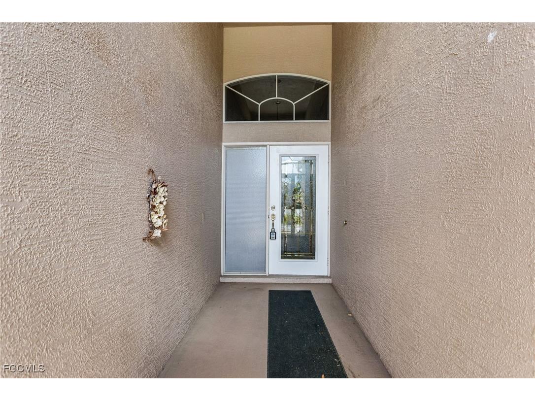 17721 Castle Harbor Drive Fort Myers FL 33967 2025007396 image2