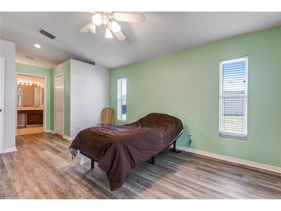 17721 Castle Harbor Drive Fort Myers FL 33967 2025007396 image21