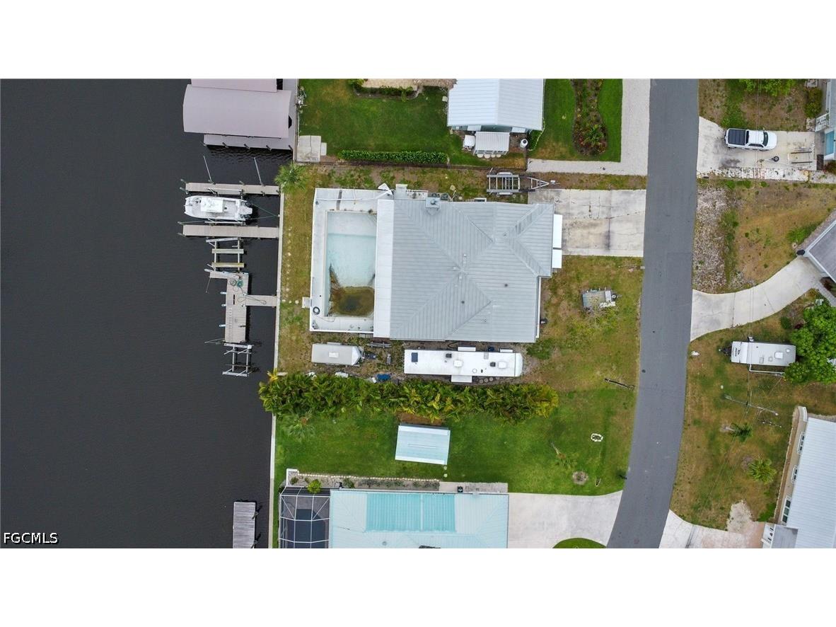 17731 Broadway Avenue Fort Myers Beach FL 33931 2026023938 image2