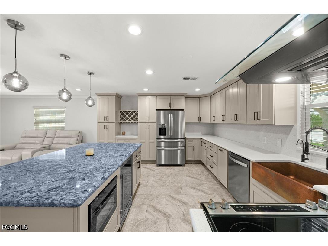 17741 Rebecca Avenue Fort Myers Beach FL 33931 2026028543 image11