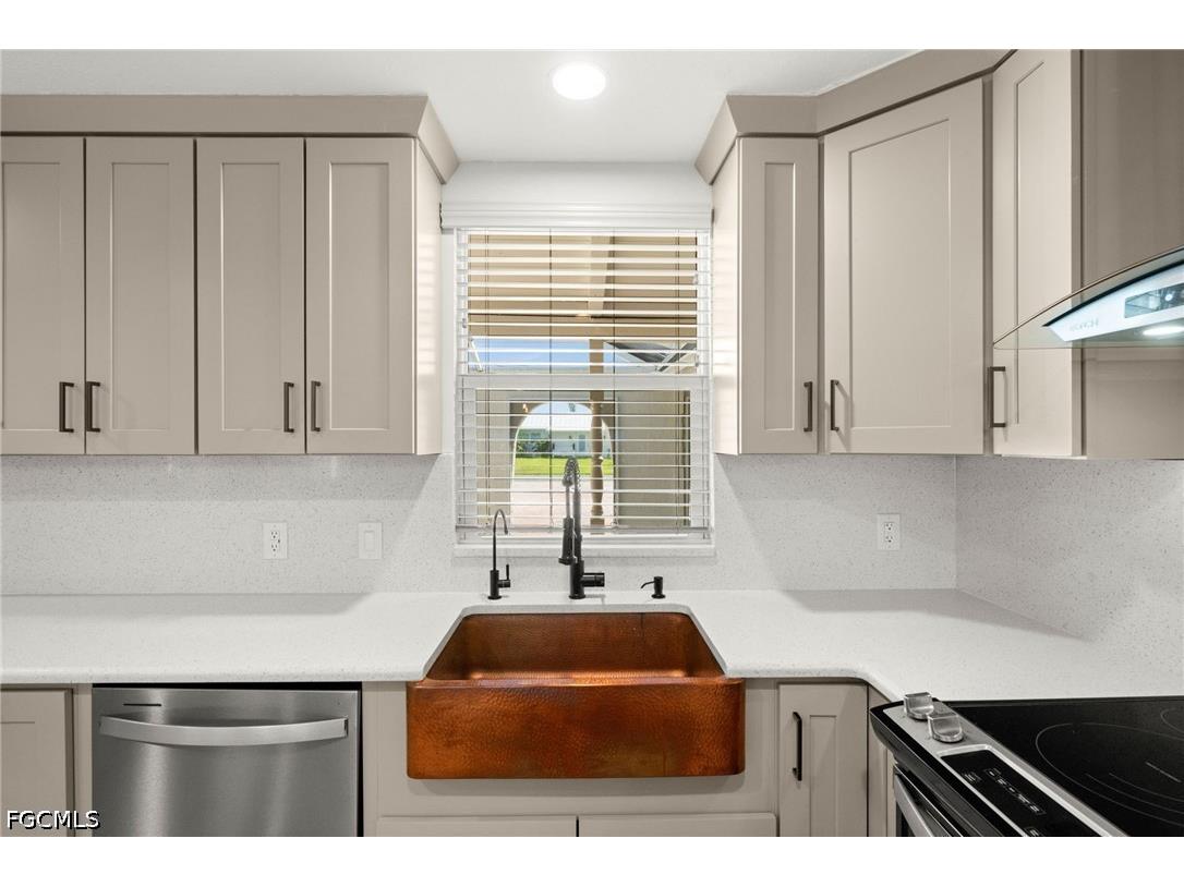 17741 Rebecca Avenue Fort Myers Beach FL 33931 2026028543 image12