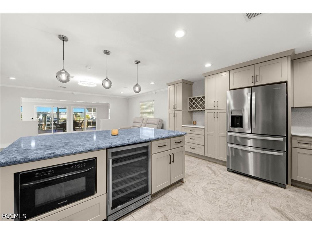 17741 Rebecca Avenue Fort Myers Beach FL 33931 2026028543 image8