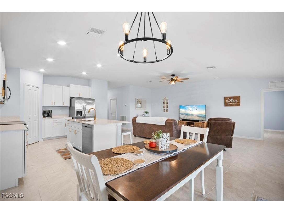 17741 Paradiso Way North Fort Myers FL 33917 2025023985 image11