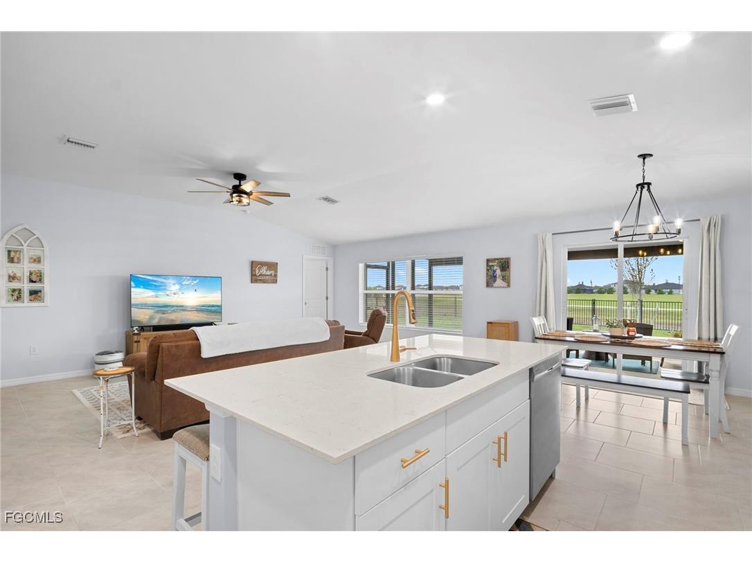 17741 Paradiso Way North Fort Myers FL 33917 2025023985 image16