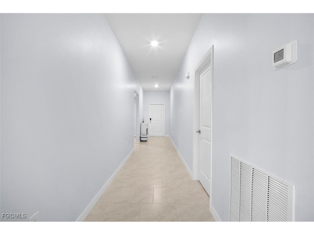 17741 Paradiso Way North Fort Myers FL 33917 2025023985 image19