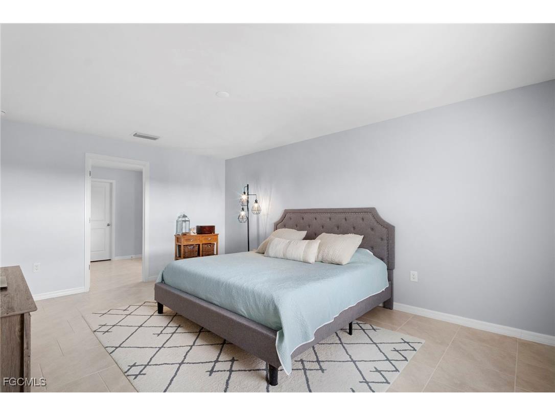 17741 Paradiso Way North Fort Myers FL 33917 2025023985 image24